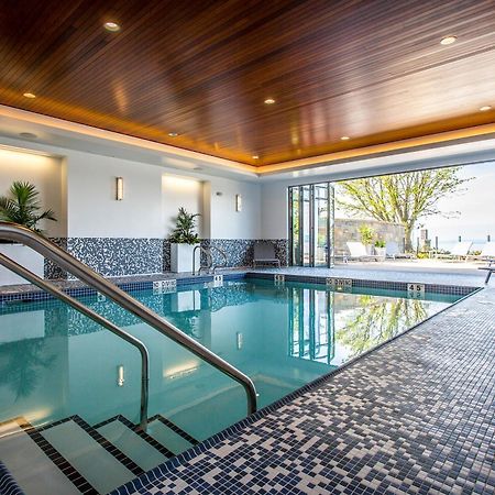 Qualicum Beach Ocean Suites Zewnętrze zdjęcie