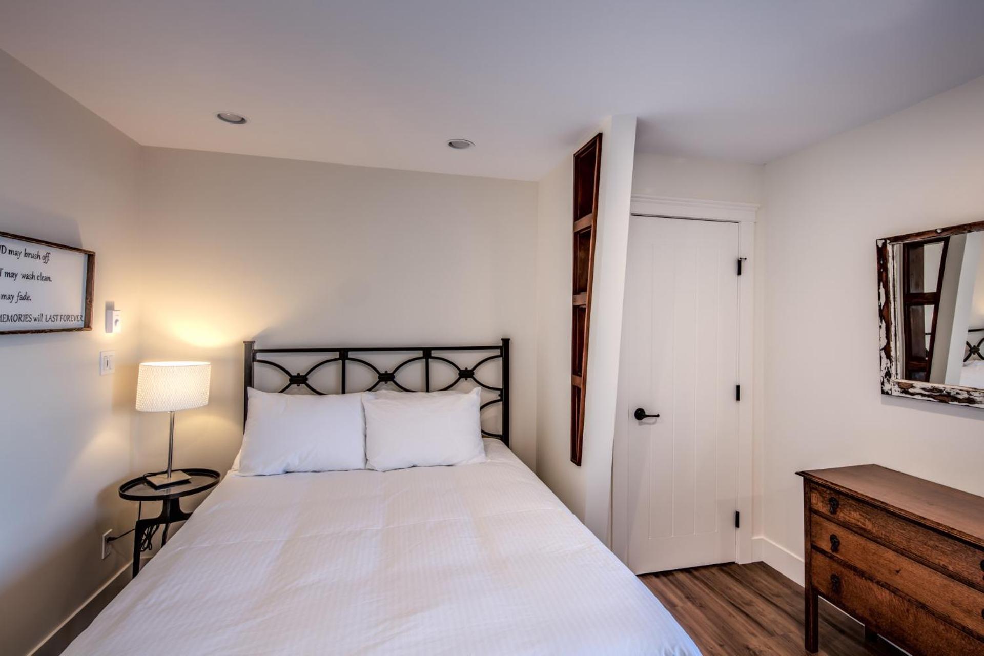 Qualicum Beach Ocean Suites Zewnętrze zdjęcie