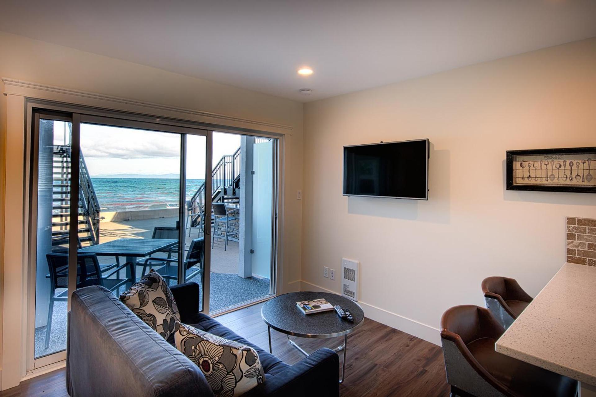 Qualicum Beach Ocean Suites Zewnętrze zdjęcie