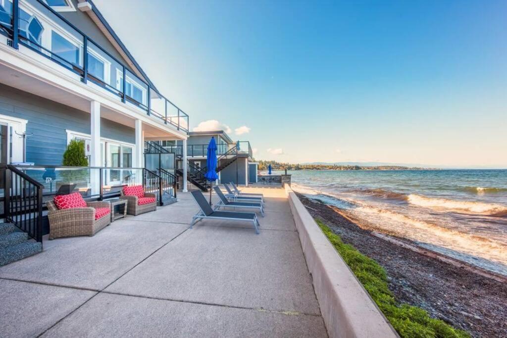 Qualicum Beach Ocean Suites Zewnętrze zdjęcie