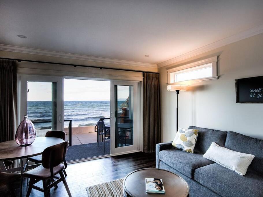 Qualicum Beach Ocean Suites Zewnętrze zdjęcie